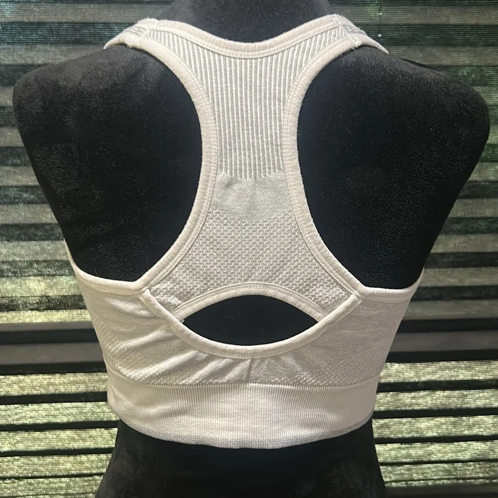 Puma Women’s Grey Racerback Sports Bra Size‎ XL